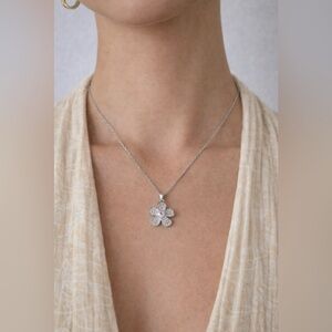 Stainless Steel Rhinestone Flower Charm Silver Chain Statement Necklace 18" NEW